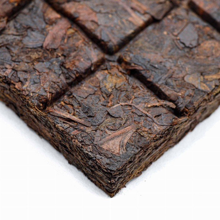 Zhuan Cha - Cegła 100g Pu Erh Cha zbliżenie.jpg