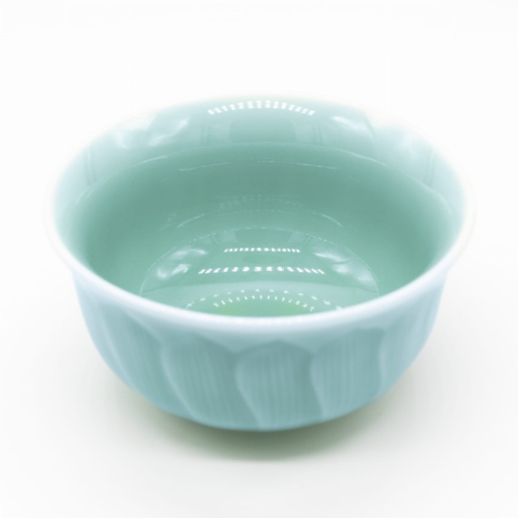 Czarka_Celadon_niebieska_2.JPG